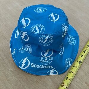 Reversible, Tampa Bay Lightning spectrum hat